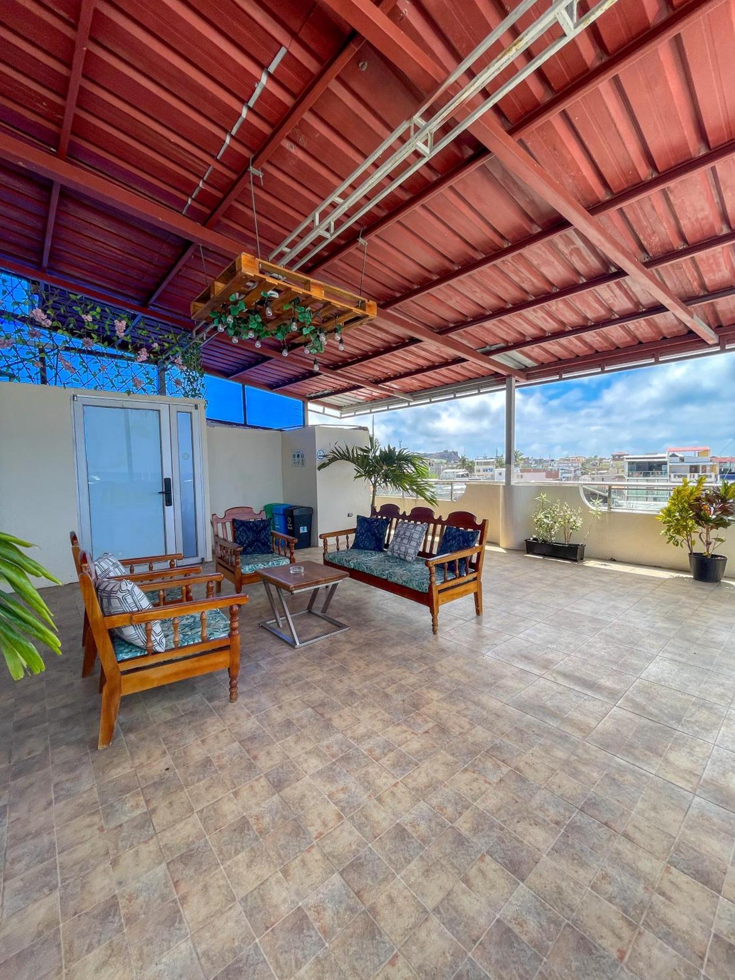 Kicker Suite Puerto Baquerizo Moreno Exterior photo